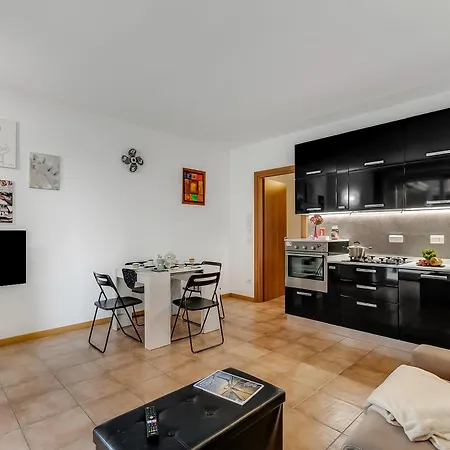 Due Laghi - Happy Apartment *