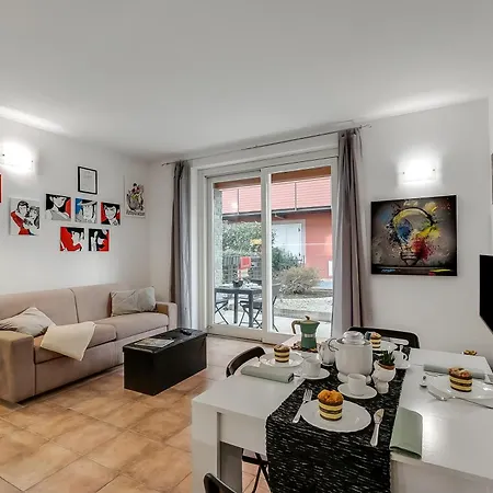 Due Laghi - Happy Apartment