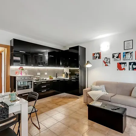 Due Laghi - Happy Apartment *